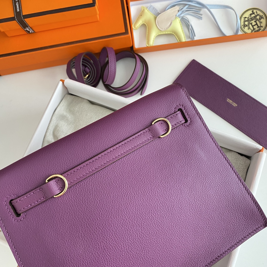 Hermes Kelly Danse Evercolor Bag In Purple Color